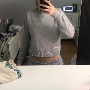 Calvin Klein cropped sweatshirt